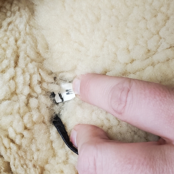 Vintage Hugo Boss Sherpa lined real leather Bomber jacket M - Picture 3 of 7